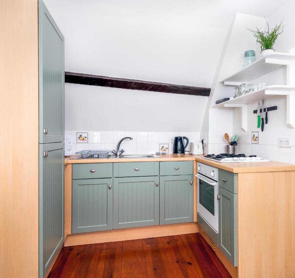 The Look Out Characterful Apartment วิทบี ภายนอก รูปภาพ